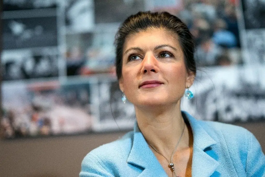 Vor einem Jahr rief Sahra Wagenknecht die linke Sammlungsbewegung "Aufstehen" ins Leben. Sie sei es leid, die Straße Pegida und den Rechten zu überlassen, sagte sie damals. Der große Erfolg ist bisher aber ausgeblieben. Rückhalt findet Wagenknecht bei ihrem Mann Oskar Lafontaine (76).