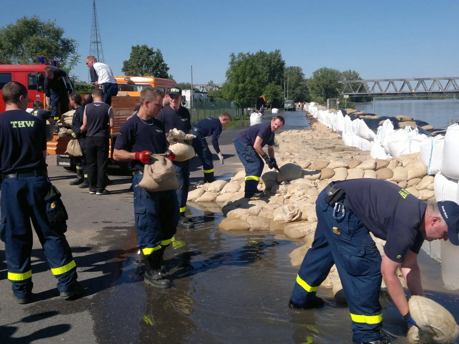 Beim Hochwassereinsatz 2013 in Magdeburg war das THW Bad Belzig vor Ort.