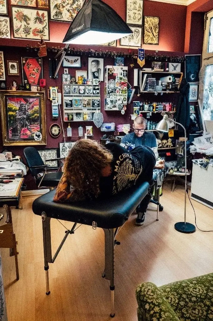 Boom-Branche: das Tätowierstudio von Chriss Dettmer heute