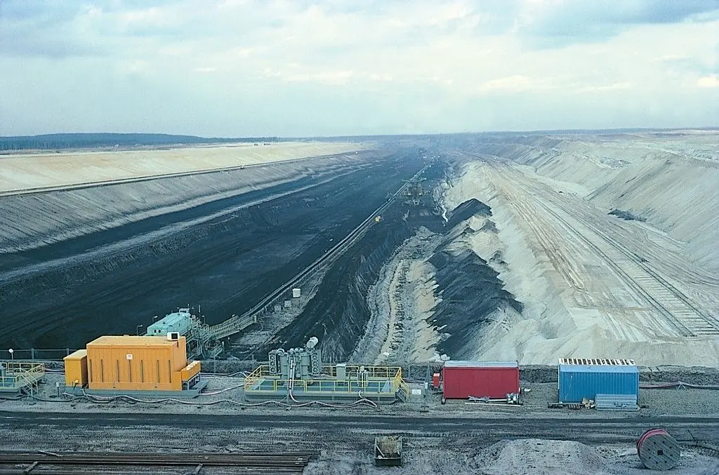 Auch das ist Landschaft: der Braunkohletagebau bei Cottbus ist nicht mehr naturbelassene Schönheit, aber ein großes Panorama.