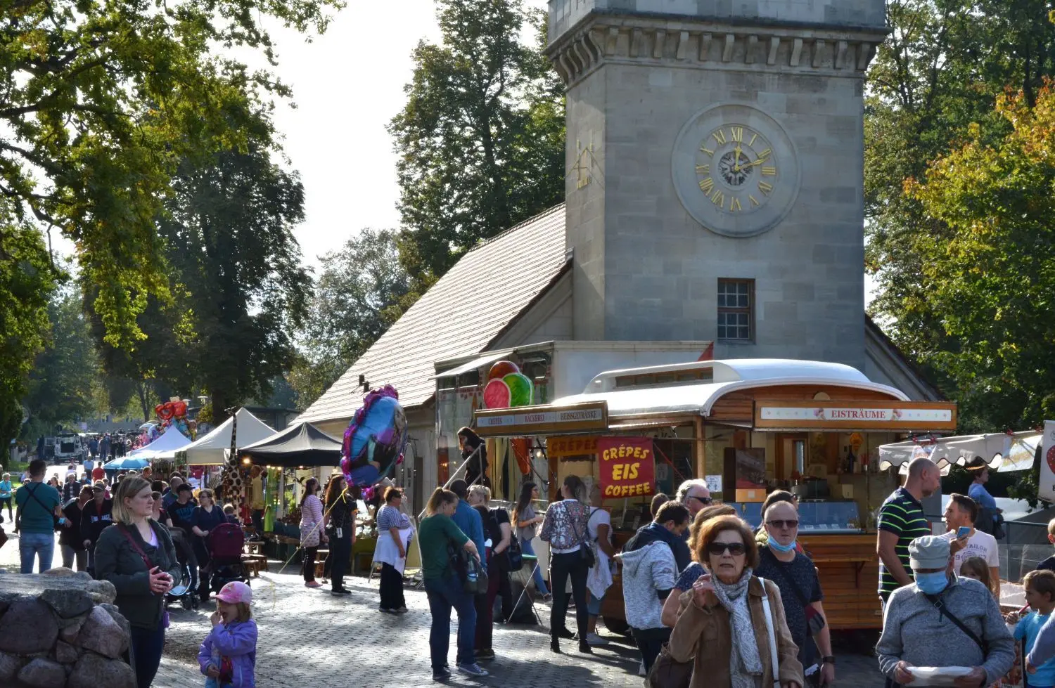 Familienfest zum Tag der Deutschen Einheit im Museumspark