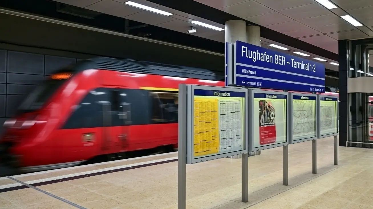 Welche S Bahn Fährt Zum Flughafen www.moz.de