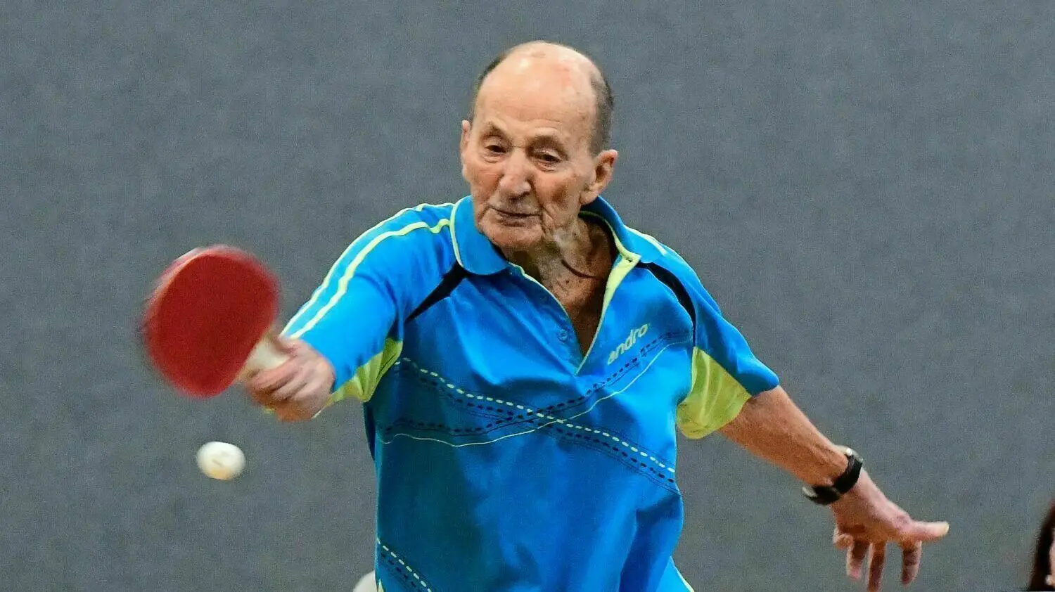 Horst Fischer: Hier im Dress der BSG Stahl Eisenhüttenstadt in der Altersklasse 80 Jahre
