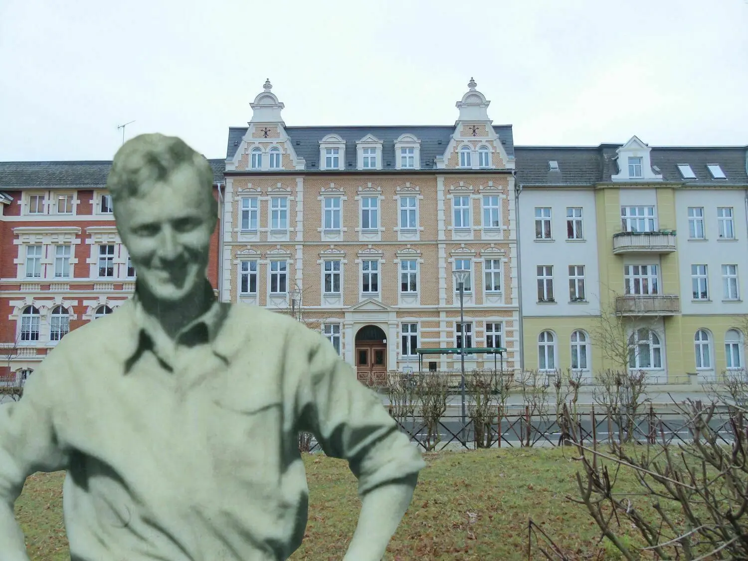 Nils Olof Wessberg und sein Geburtshaus in der Kaiser-Friedrich-Straße 3, heute Rudolf-Breitscheid-Straße in Eberswalde.