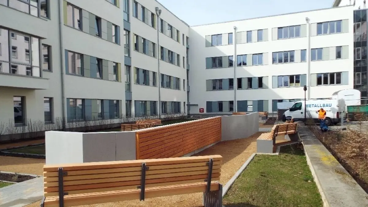 Die Bettenhäuser der Oberhavel Kliniken dürfen ab 8. Juni wieder zeitweise besucht werden (Archvbild).
Übergabe Neubau Bettenhaus Oberhavel Kliniken Standort Hennigsdorf 20 Millionen Euro zwei Jahre Bauzeit