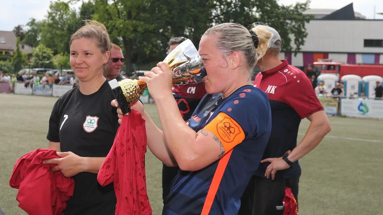 Am 4. Juni 22 spielten im Kreispokal-Finale der Frauen in Oberhavel/Barnim der SV Friedrichsthal und der FC Falkenthaler Füchse. Die Partie endete 2:0. In diesem Jahr stehen sich am Pfingstsonnabend in Ahrensfelde der FSV Lok Eberswalde und die SpG Wandlitz/Basdorf gegenüber. Anpfiff ist um 13 Uhr.