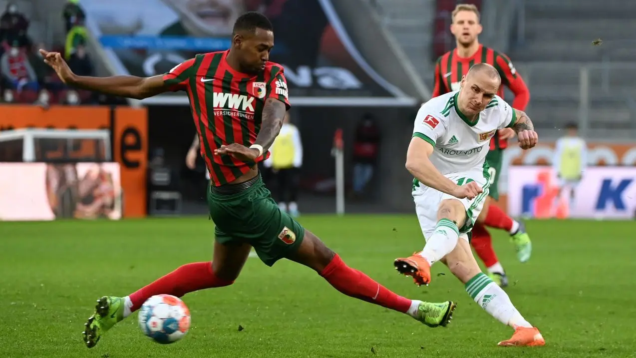 Neuzugang bei Union Berlin: Sven Michel (r.) spielte am vergangenen Wochenende in der Bundesliga-Partie beim FC Augsburg zum ersten Mal für die Eisernen.
