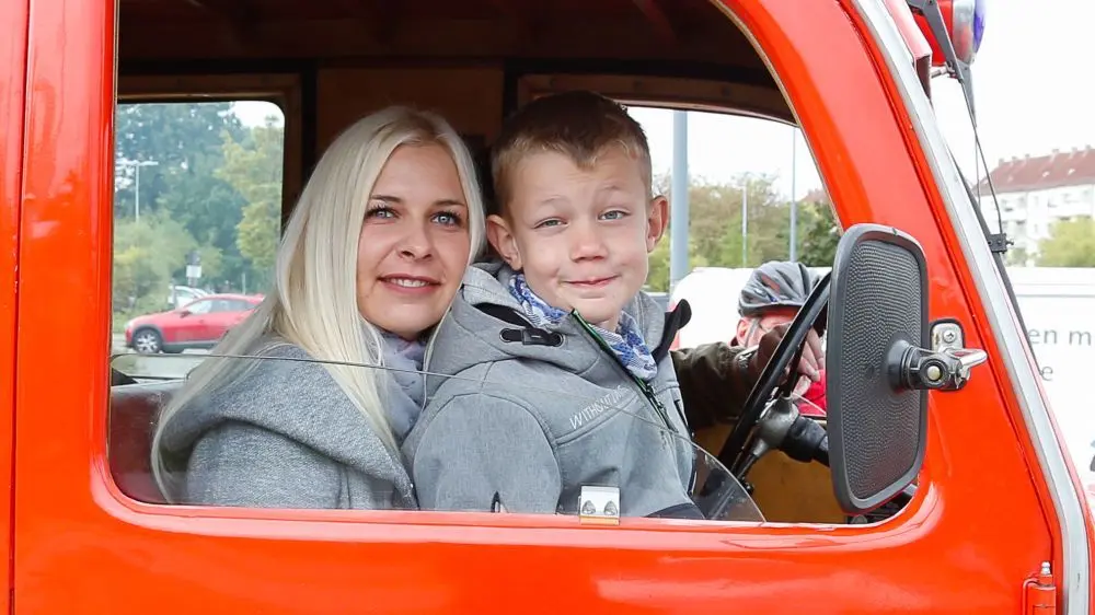 150 Jahre Freiwillge Feuerwehr in Oranienburg: Das Jubiläum wurde am Sonnabend (24. September) mit einem großen Umzug und Schauvorführungen gefeiert.