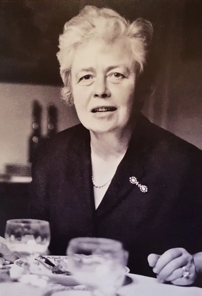 1947 aus Branitz ausgewiesen: Luise Henriette Gräfin von Pückler, genannt Ette, hier um 1950