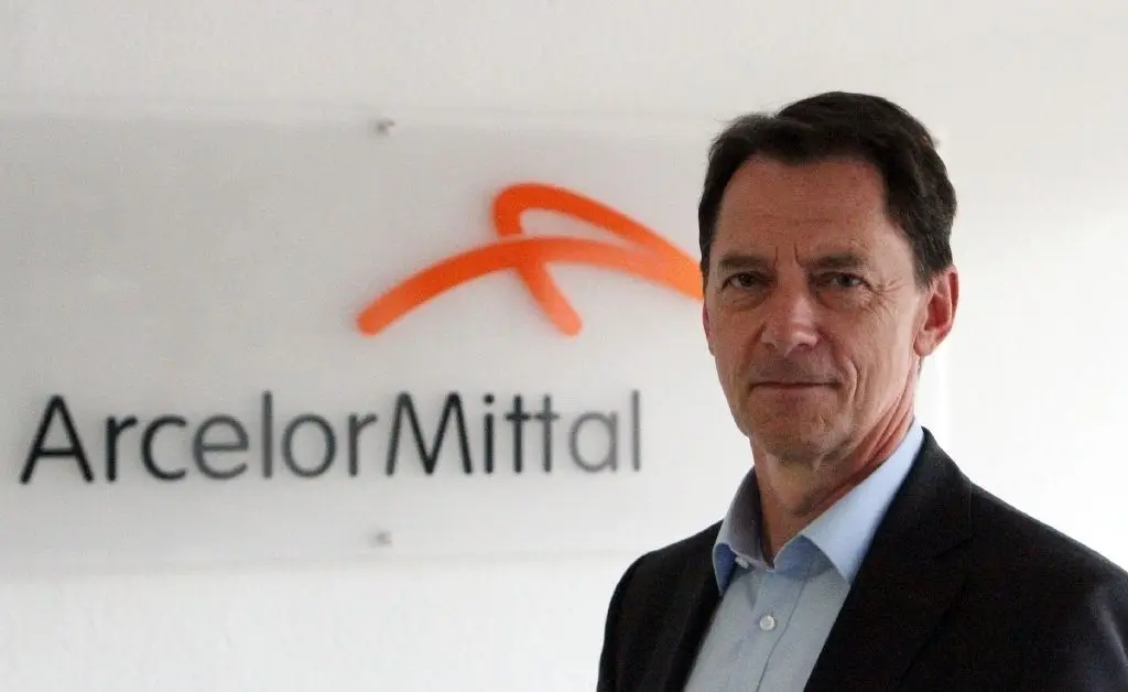 Frank Schulz ist Geschäftsführer der ArcelorMittal Germany Holding. Er stammt aus Eisenhüttenstadt und hatte einige Jahre das Eisenhüttenstädter Werk geleitet, bevor er in seine jetzige Position wechselte.