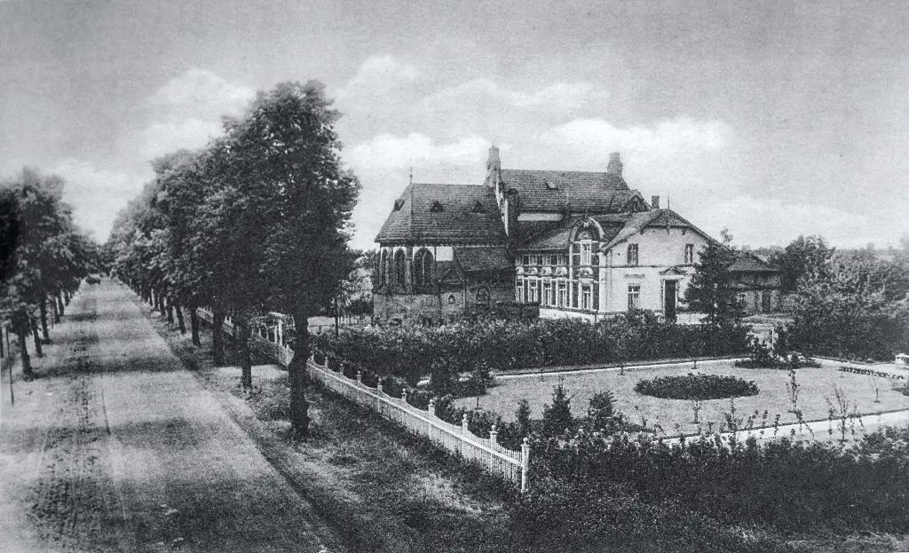 Im Jahr 1930: St. Johannesberg von Osten