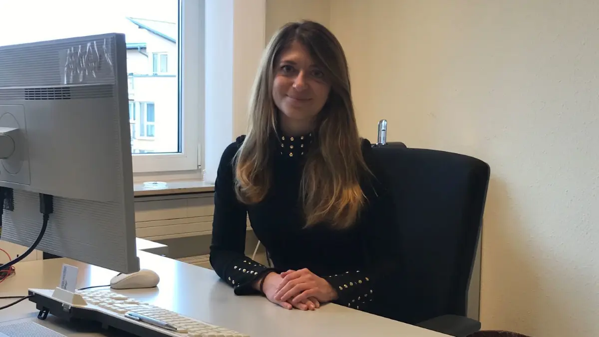 Victoria Beilmann, die neue Leiterin der Arbeitsagentur in Fürstenwalde, an ihrem Schreibtisch.
Victoria Beilmann ,die neue Leiterin der Arbeitsagentur in Fürstenwalde
