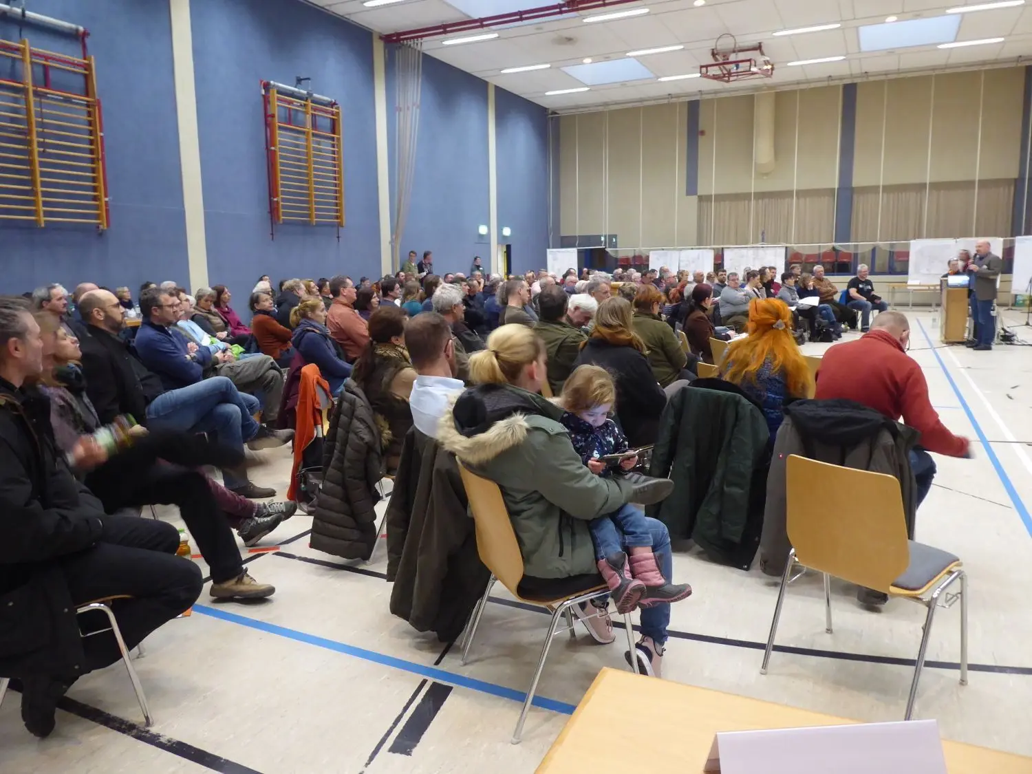 Das Interesse an der Informationsveranstaltung in der Albert-Baur-Halle war groß.