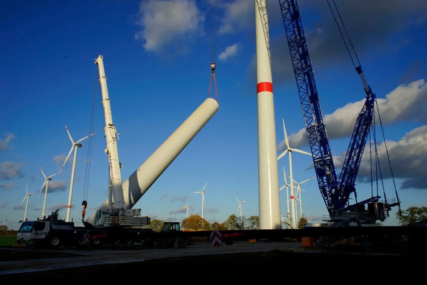 Bauarbeiten sind abgeschlossen: Ein neuer Windpark in Albertshof, nordöstlich von Bernau, geht ans Netz.