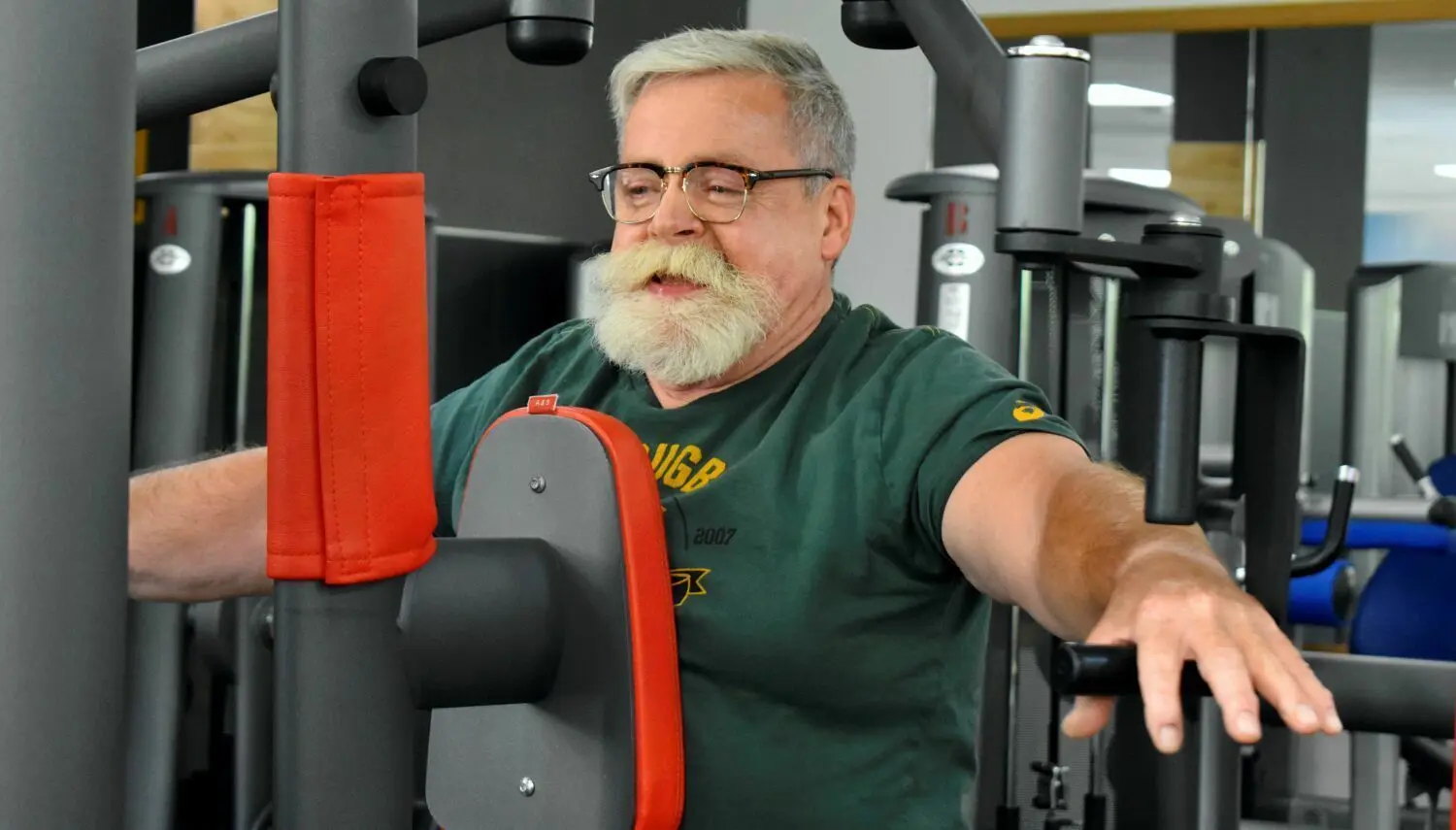 Oranienburg mach‘s vor: Auch reifere Semester wie Jörg Rau, einst in Buberow beheimatet, finden in einem modernen Fitnessstudio beste Bedingungen und Wahlmöglichkeiten. Es muss auch nicht „im Berufsverkehr“ sein.
