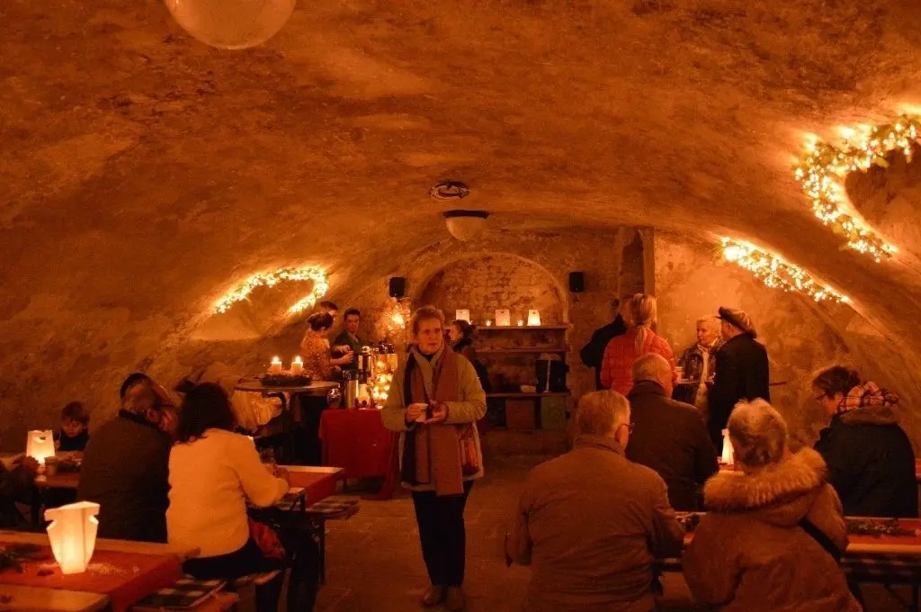In den Gewölbekellern in der Altstadt herrscht zur Hofweihnacht eine besonders heimelige Atmosphäre.