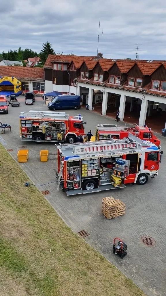 Zum Tag der offenen Tür kann bei der FF Lehnin einiges aufgefahren werden.