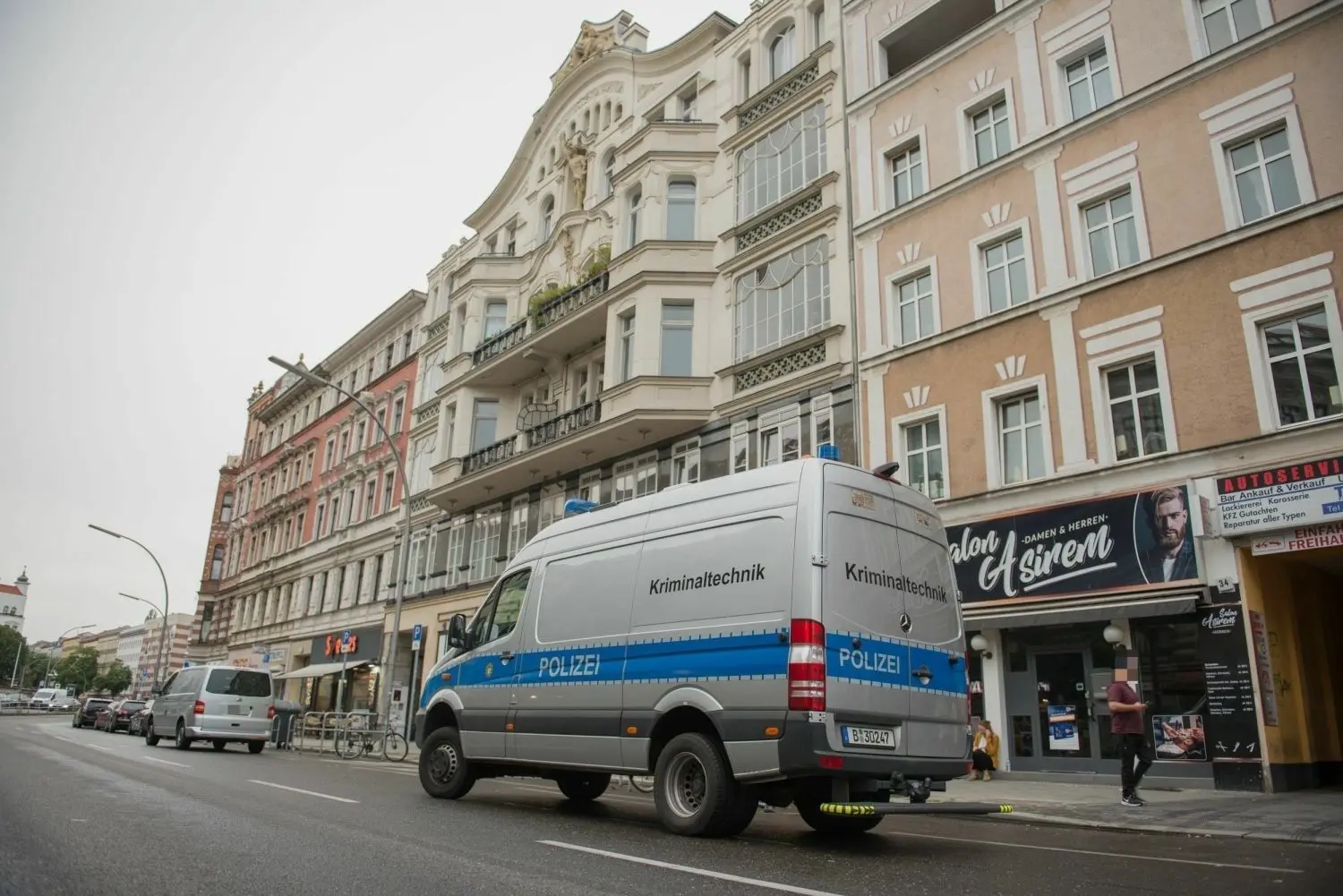Am Sonntagnachmittag (6. August) hat es einen Einbruch in eine Filiale der Postbank gegeben.
