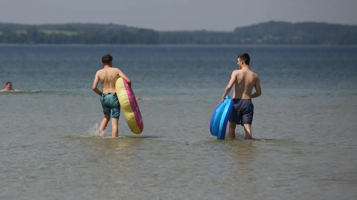 Naturbadestelle am Parsteiner See. Der See gehört zu den klarsten Gewässern im Landkreis.
Naturbadestelle am Parsteiner See, Hitzetage 18. bis 20. Juni 2021