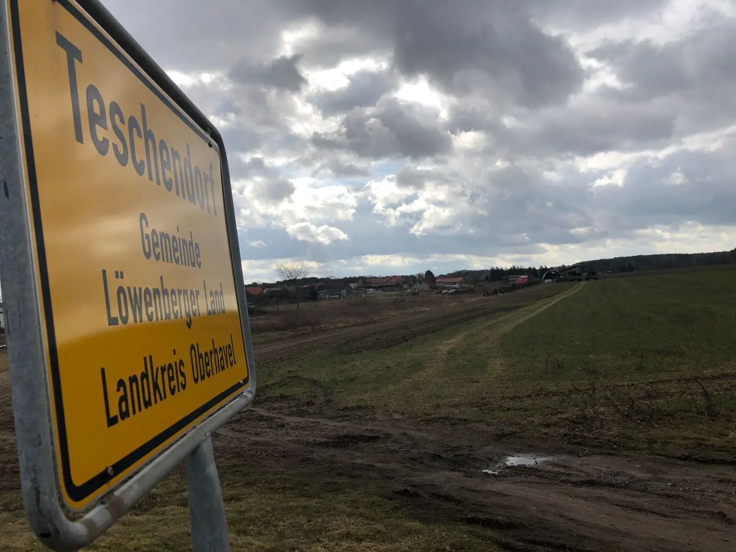 40 Einfamilienhäuser können am Neuendorfer Weg am Ortsrand von Teschendorf entstehen. Die Planungen laufen.