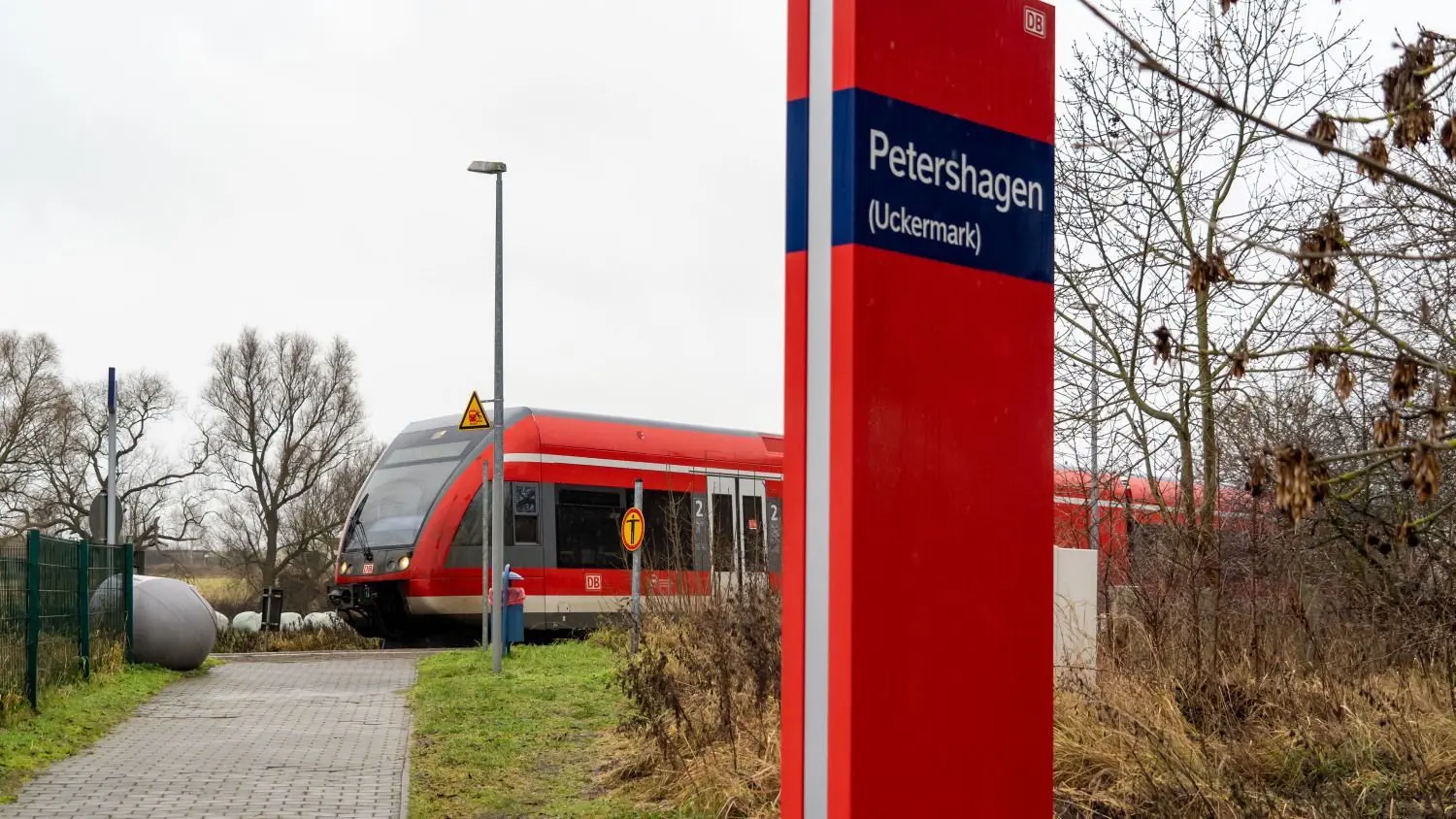Regionalbahn: Derzeit sind die Fahrzeiten zwischen Angermünde und Stettin zu lang, um dem Auto Konkurrenz zu bieten.