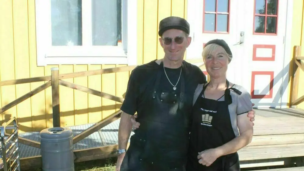 In dem gelben Holzhaus sich die Familie Kemna ein neues Leben aufgebaut.