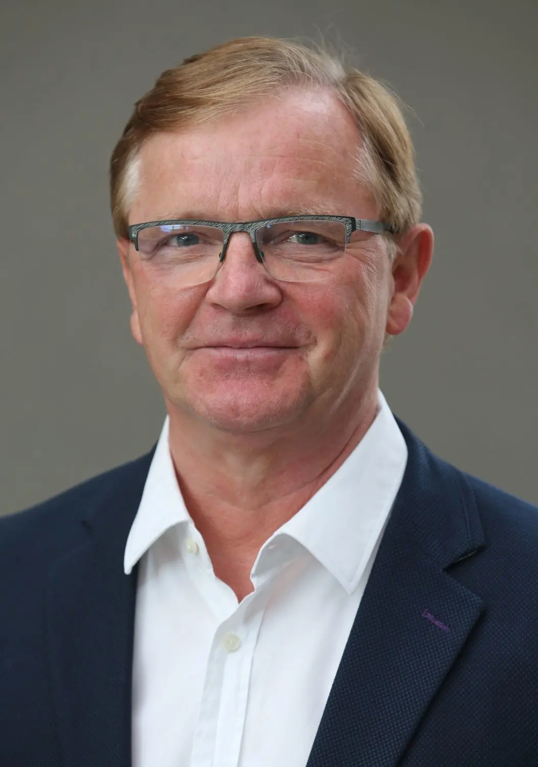 Vorsitzender und Schulleiter: Othmar Nickel (CDU) steht in der Kritik, sein eigenes Mitwirkungsverbot nicht angezeigt und darüber abgestimmt zu haben. Das behauptet jedenfalls Jürgen Hintze (BVB/FRW).