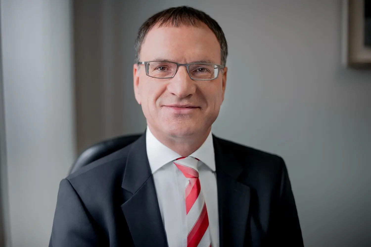Rechtsanwalt Dr. Frank Engelmann aus Oranienburg beantwortet die Fragen zum Feiertag im Homeoffice.