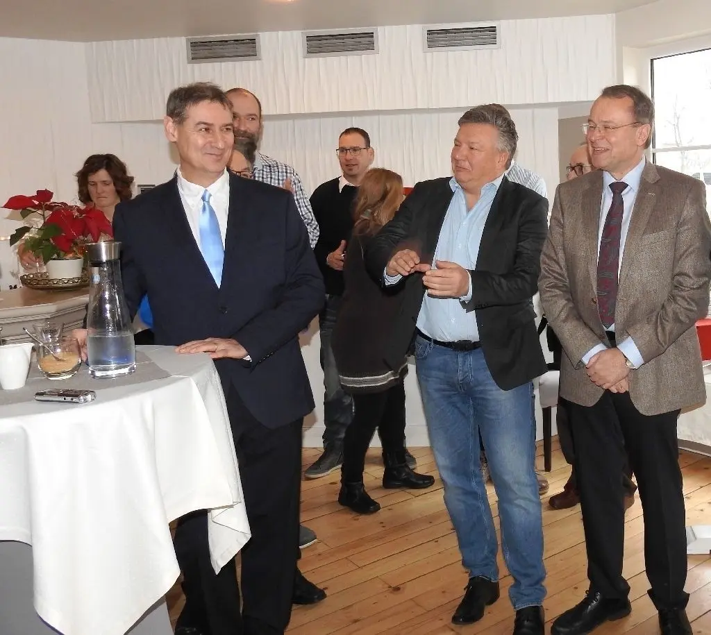 SPD-Runde : Bürgermeister Frank Balzer, Stadtverordnetenvorsteher Peter Müller und Landrat Rolf Lindemann (v.l.)