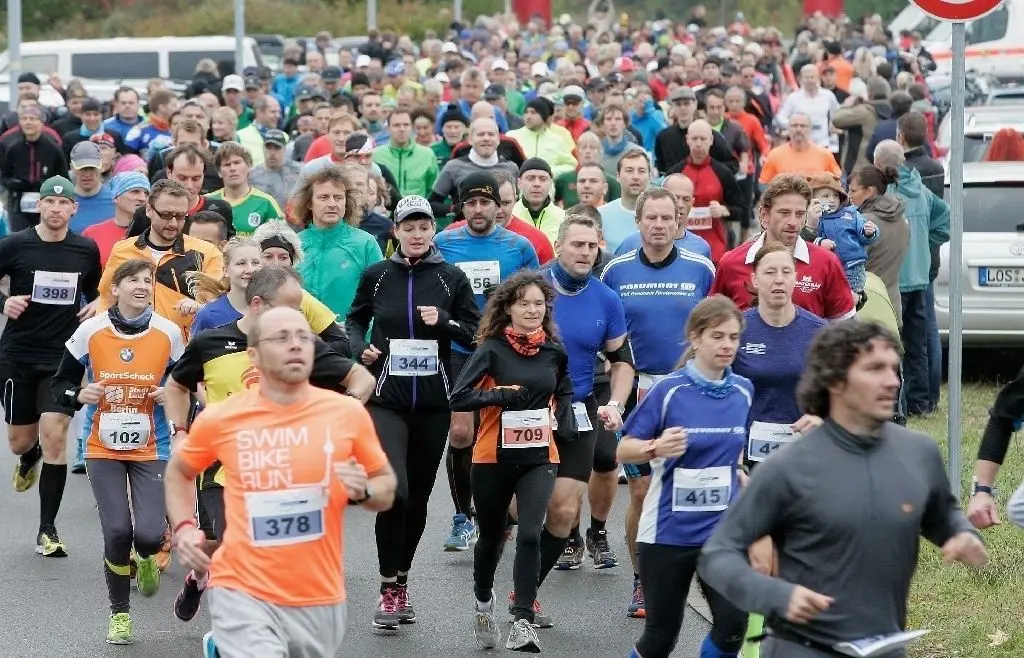 Beliebt! Der Schlaubetal-Marathon (hier die 9. Ausgabe) startet an der Inselhalle.