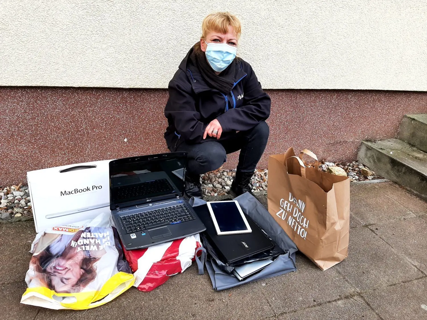 Petra Preisendanz, Mutter eines Kindes an der Oranienburger Comeniusschule, hat allein mindestens 30 Laptop-Geschenke organisiert.