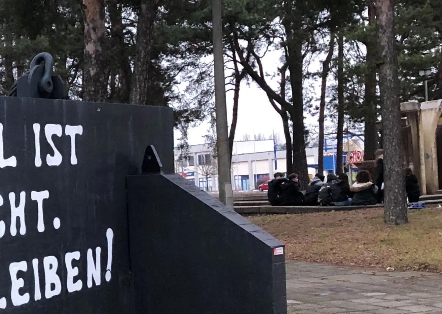 Jugendtreff: der Denverbrunnen an der Werkstraße in Eisenhüttenstadt