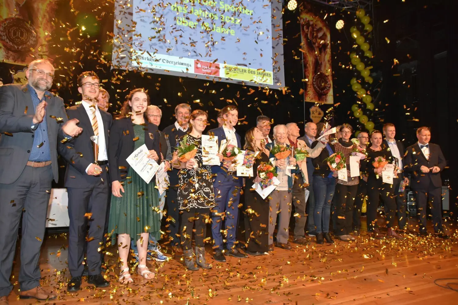 Die Sieger der Sportlerwahl im Barnim zwischen Bernau und Eberswalde am Abend der Sportgala im Haus Schwärzetal.