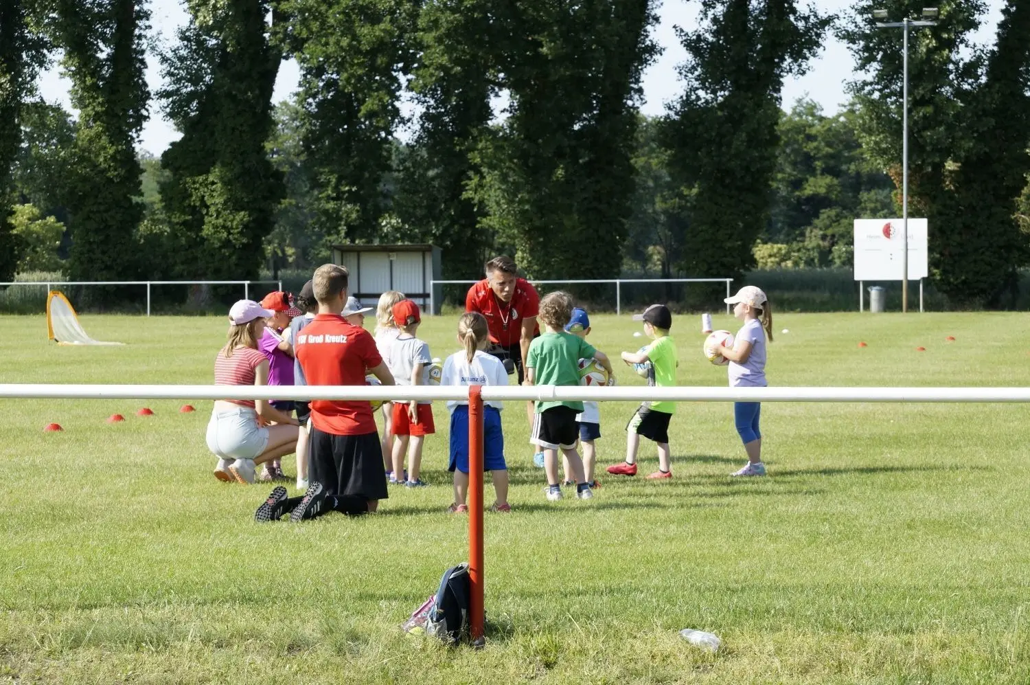 Fußball spielt im Nachwuchsbereich des FSV Groß Kreutz eine große Rolle.
