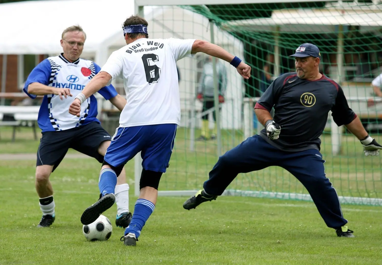 Sollen den besten Fußballrasen in Eisenhüttenstadt haben: die Plätze im Fürstenberger Stadion