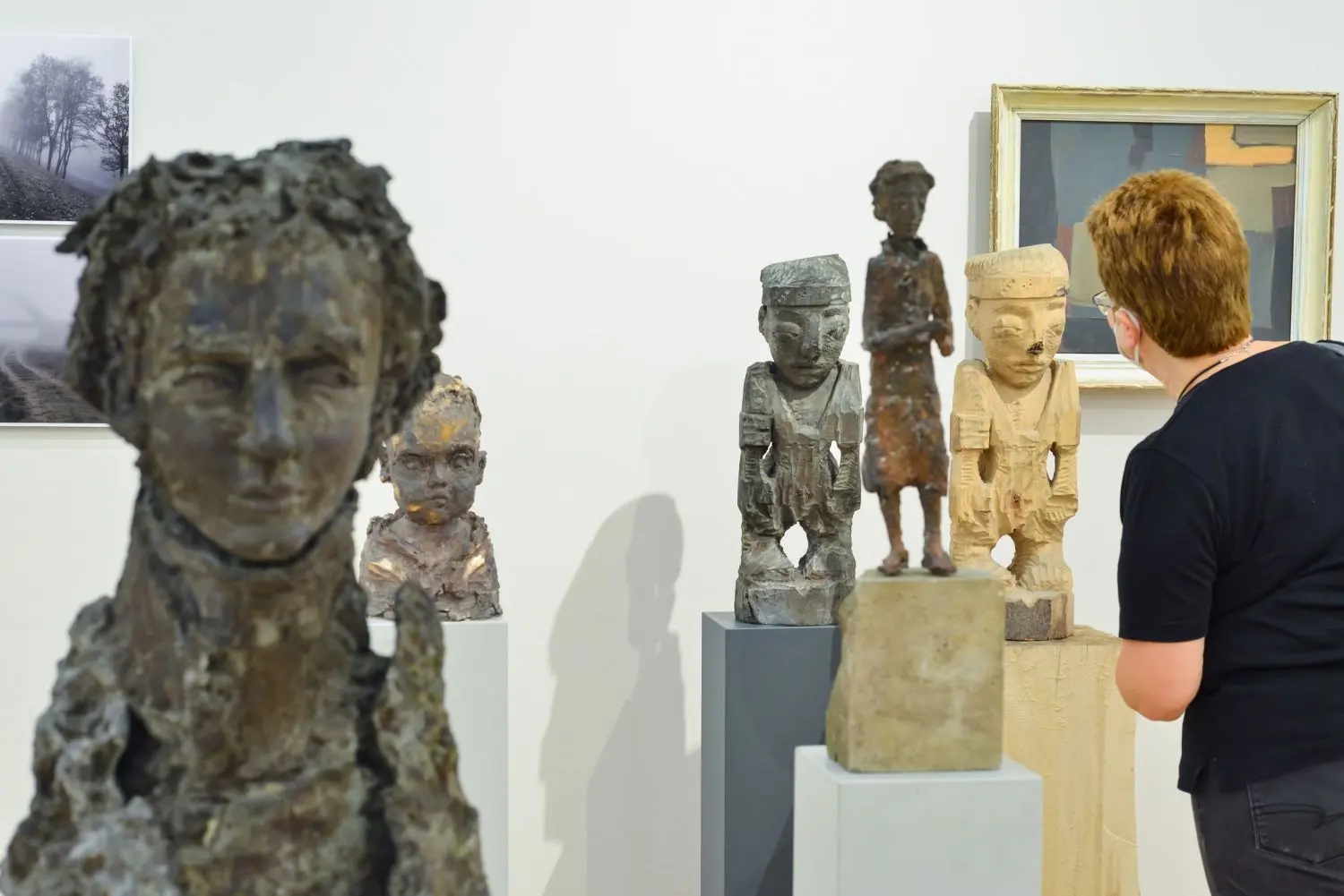 Faszinierende Gesichter - Arbeiten von Schwarzbach in der Ausstellung zum Kunstpreis