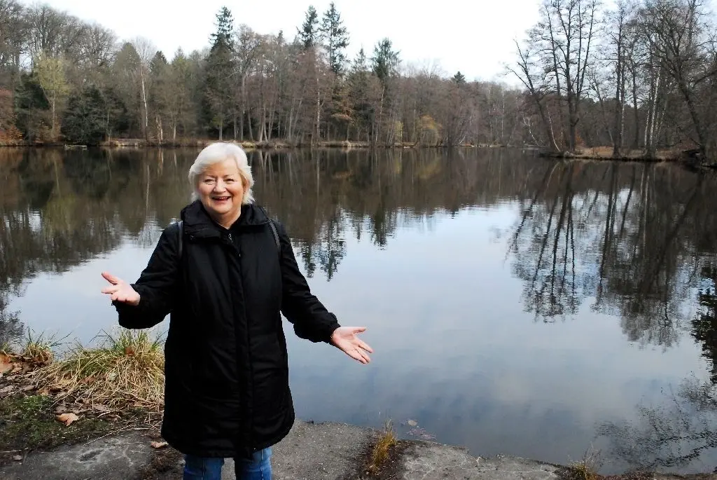 Ist voller Hoffnungen: Die Schönwalder Ortsvorsteherin Maria Brandt plant klammheimlich, in zwei Jahren einen Neujahrsempfang auf dem Schlossgelände zu geben.