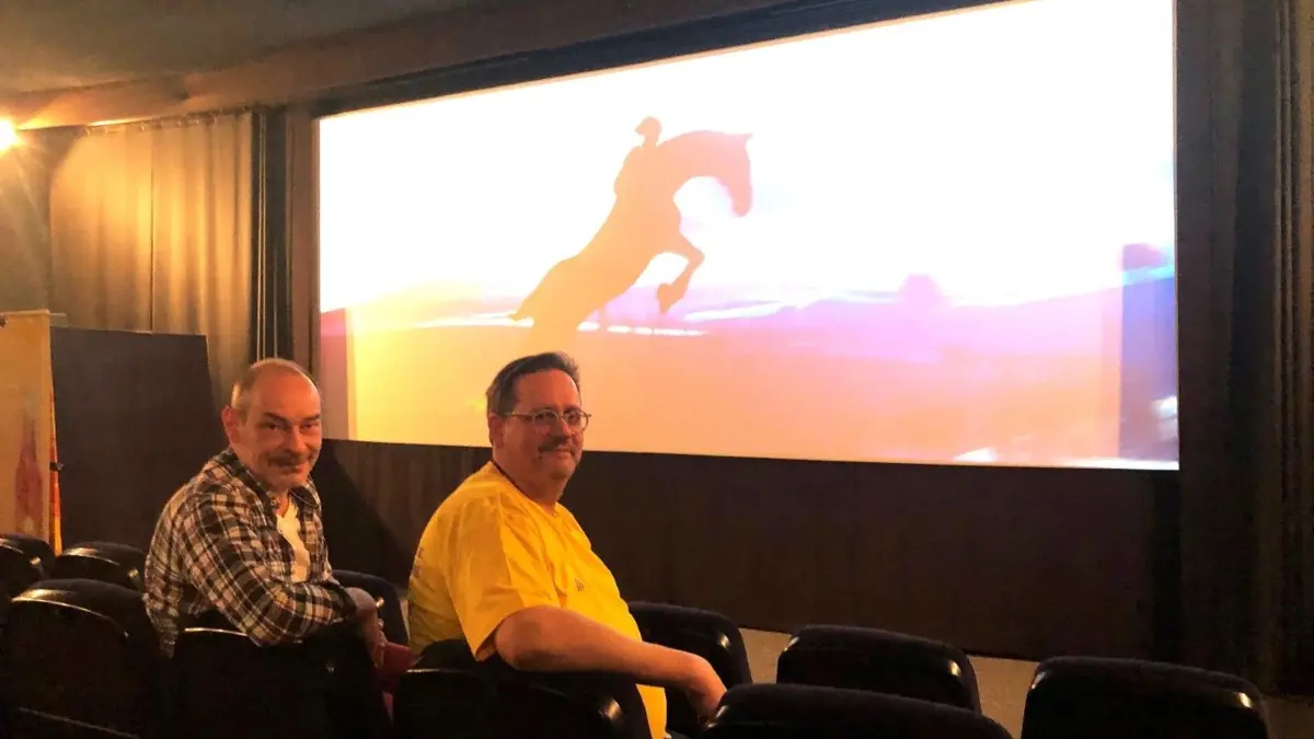 Berg- und Talfahrt im Kino Movieland: Kinomacher André Keller-Belitz und Marc Boehden im großen Vorführsaal
Erkner, 1.2.2024, André Keller-Belitz, Marc Boehden im Kino Movieland