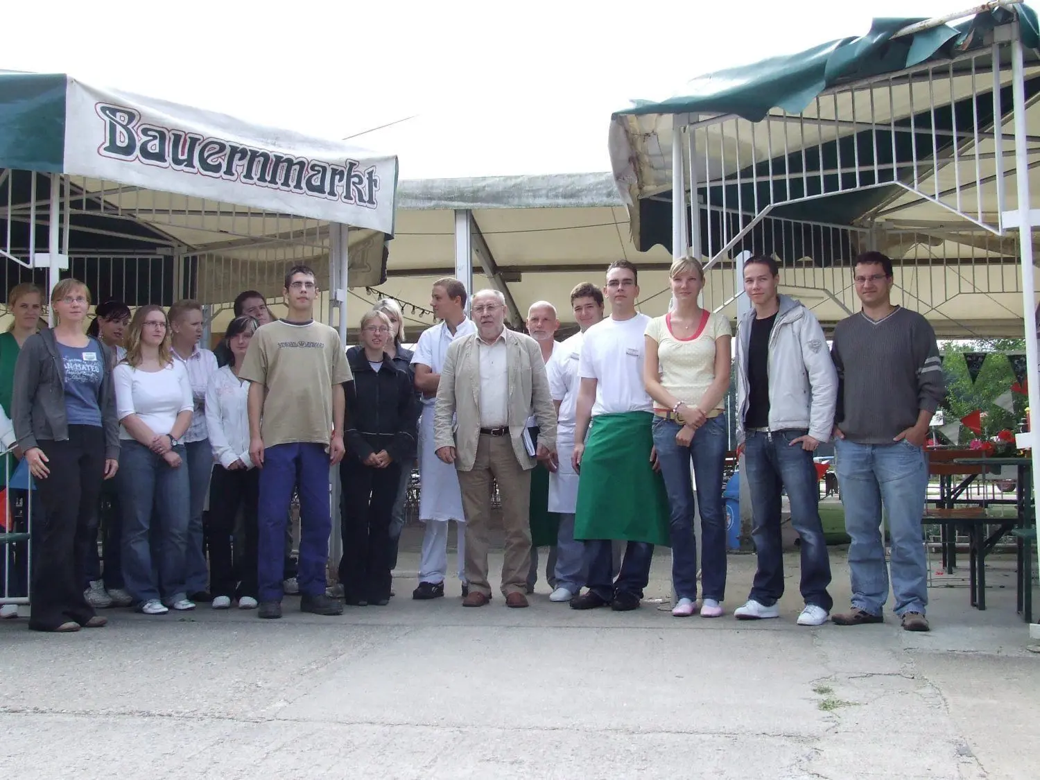 Siegfried Mattner stellte im August 2007 die neuen Azubis vor.