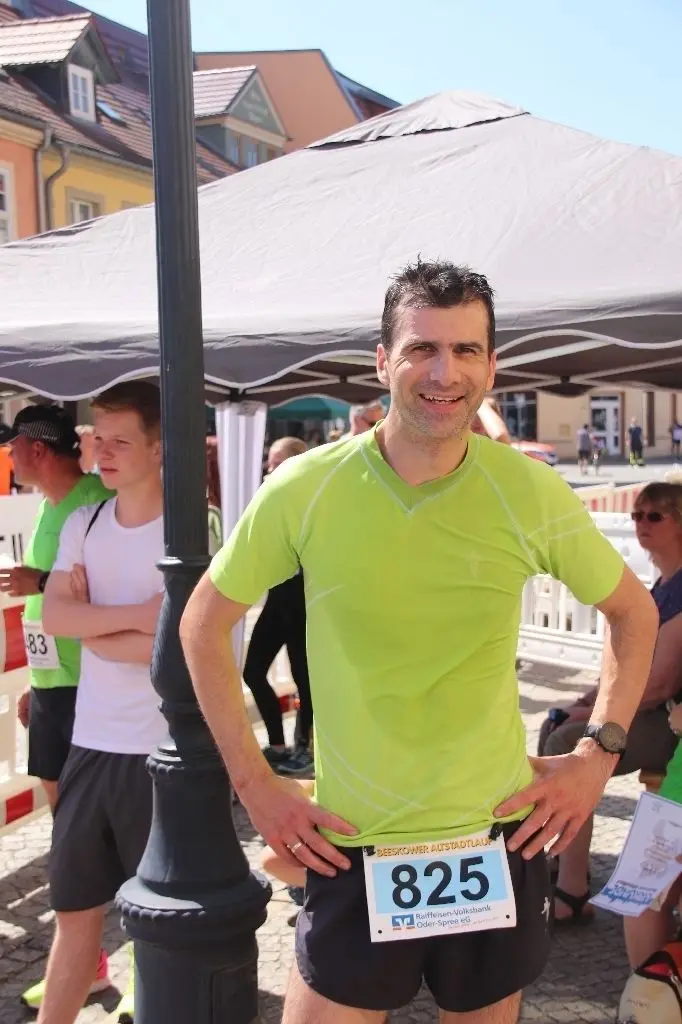 Marco Terei aus Bad Freienwalde setzt sich zum fünften Mal über 10 km durch.