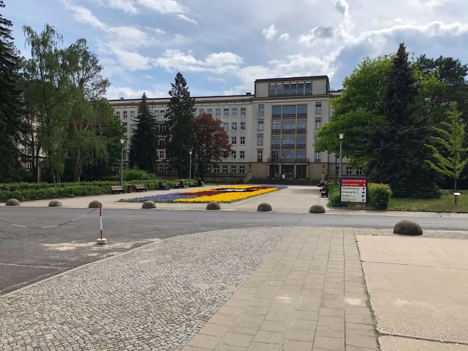 Wichtiger Standort: Das Krankenhaus ist der zweitgrößte Arbeitgeber in der Stadt.