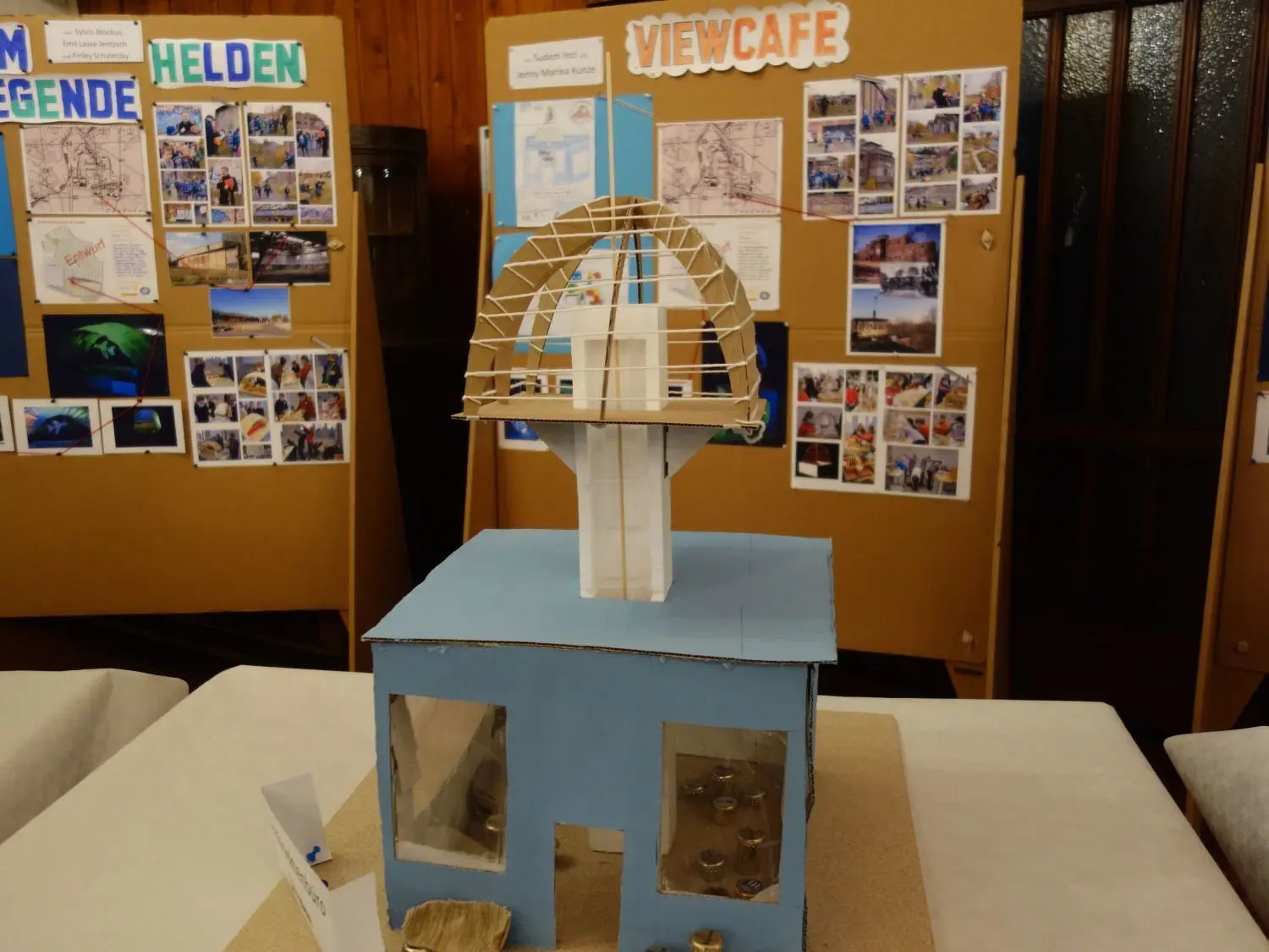 Das View-Cafe könnte aus dem verlassenen Tower im Erlenbruch werden, so jedenfalls in der Vorstellung der Stadtentdecker-Kids in Schönwalde.