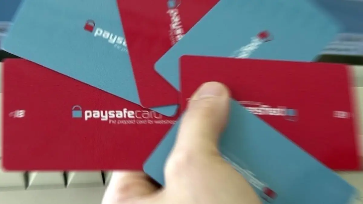 Über solche Paysafe Karten wollten die Betrüger zu Geld kommen.