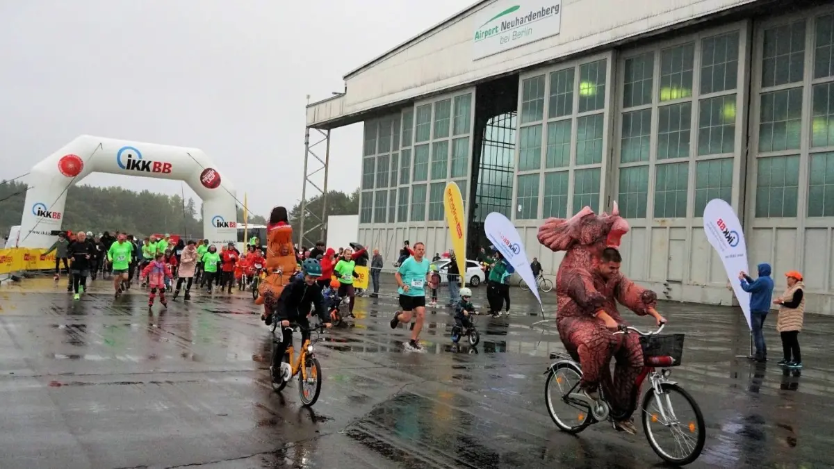 Höhepunkt beim Airport Run ist immer der Jedermann-Lauf über 5 Kilometer.
Airport Run 2023 - Jedermann-Lauf über 5 Kilometer