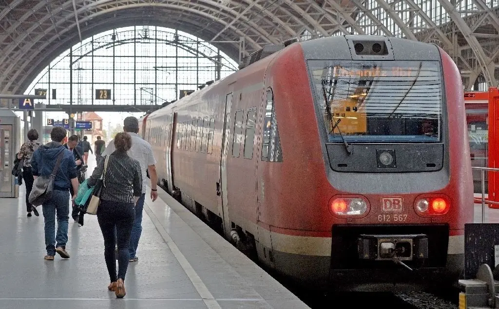 Berthold Huber, Personenverkehrs-Vorstand der Deutschen Bahn, sieht das Unternehmen auf den Coronavirus vorbereitet.