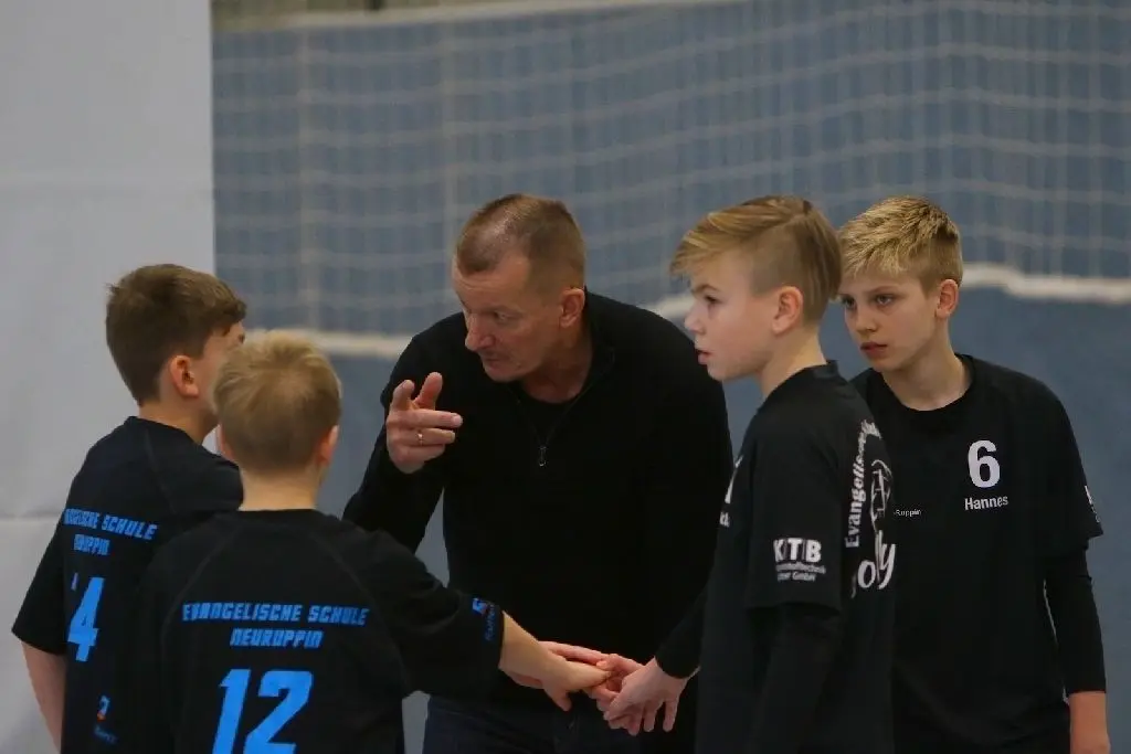 Siegerteam mit Betreuer Hans-Peter Erdmann