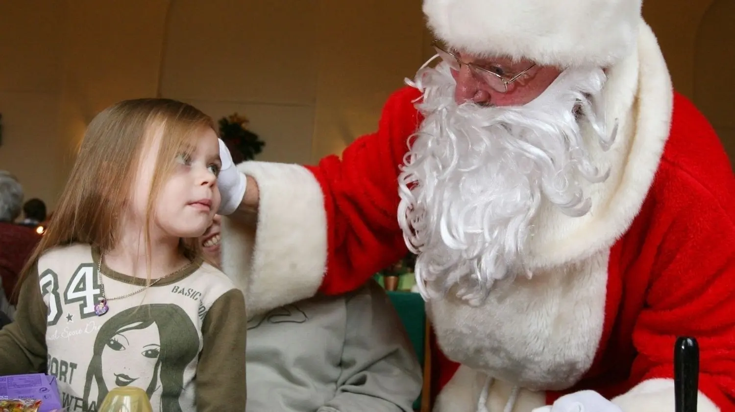 Ein echter Weihnachtsmann für die Kinder an Heiligabend oder an den Feiertagen: Noch können Weihnachtsmänner oder Engel für Oranienburg und Umgebung gebucht werden.