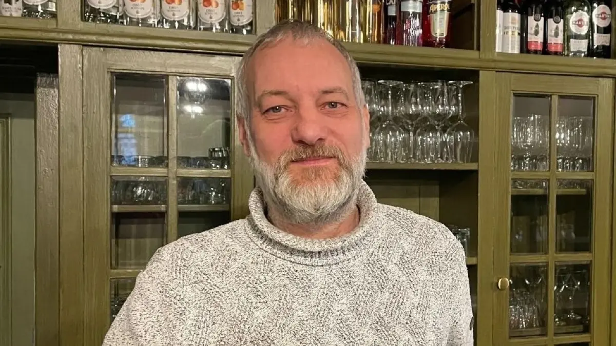 Pächter Sascha Roesler betreibt in Berlin-Kreuzberg das „Felix Austria“ und möchte jetzt mit dem Ratskeller in Birkenwerder erfolgreich sein.
Ratskeller, Birkenwerder, Pächter Sascha Roesler
