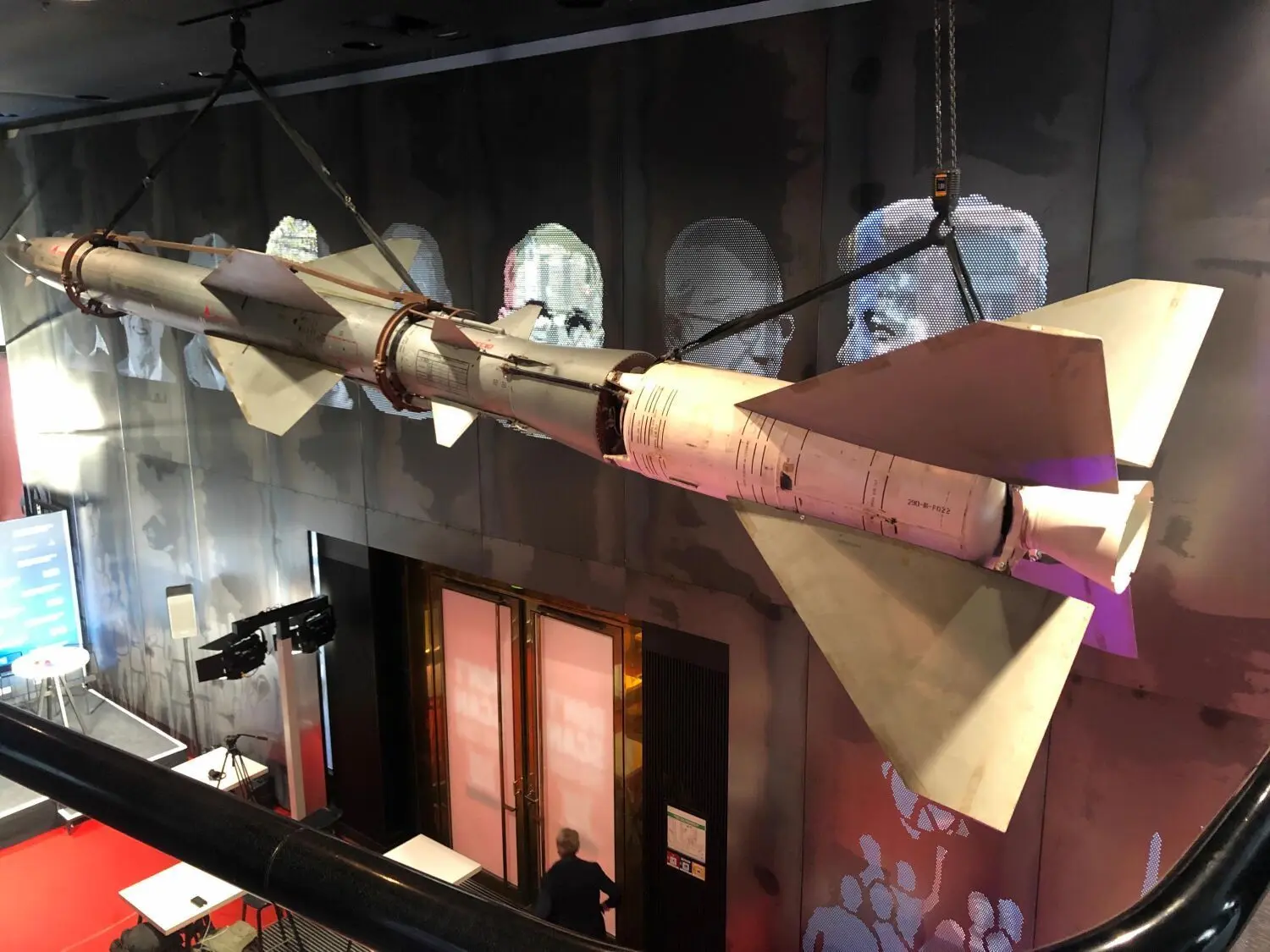 Eine sowjetische Flugabwehrrakete vom Typ S-75. Ähnliche Raketen werden von Russland bis heute eingesetzt.
