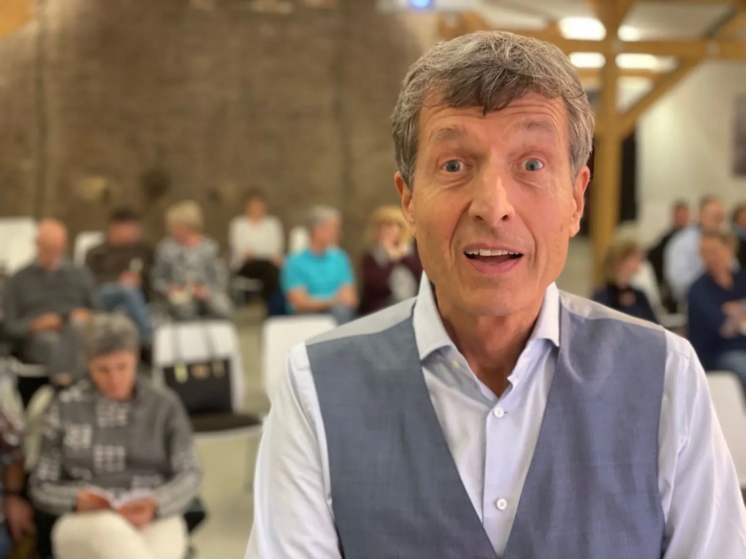 Humor hat er ja: Michael Rossié sorgt für einen heiteren, aber dennoch sehr informativen Abend.